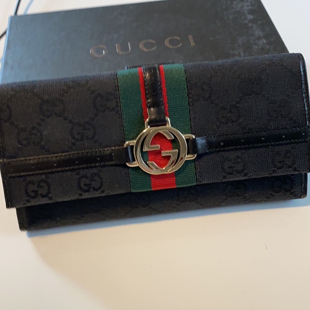 Gucci Wallet - Picture 8 of 8